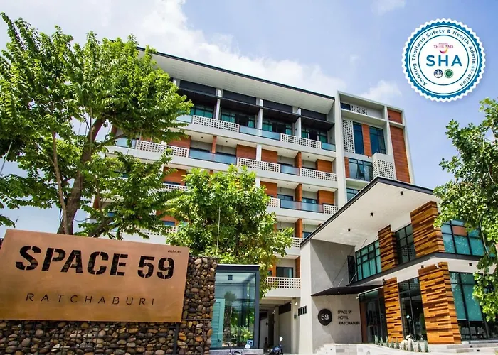 สเปซ 59 โฮเท็ล